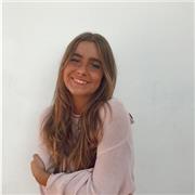 Profesora de francés para alumnos de primaria y secundaria